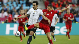 Na tréningu Bayernu to vrelo. Sklapni a odpáľ, kričal Hummels na Lewandowského