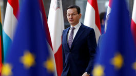 Poľský premiér odovzdal Junckerovi vysvetlenia k spornej justičej reforme