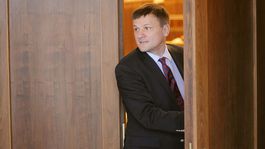 KDH a SMK volajú po predčasných voľbách, označili ich za jediné poctivé riešenie