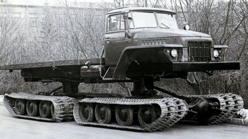 Predchodcom Jamalu bol Ural 5920 s rovnakou...