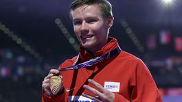 Čech Maslák po diskvalifikáciách získal na halových MS tretí titul za sebou