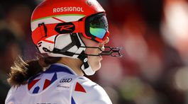 Rakúšania vyhrávajú v Söldene boj s teplom. Vlhová môže cez víkend na trať