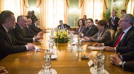 Europoslanci sa stretli s Kiskom. Pýtali sa na Kuciakovu vraždu a politickú krízu