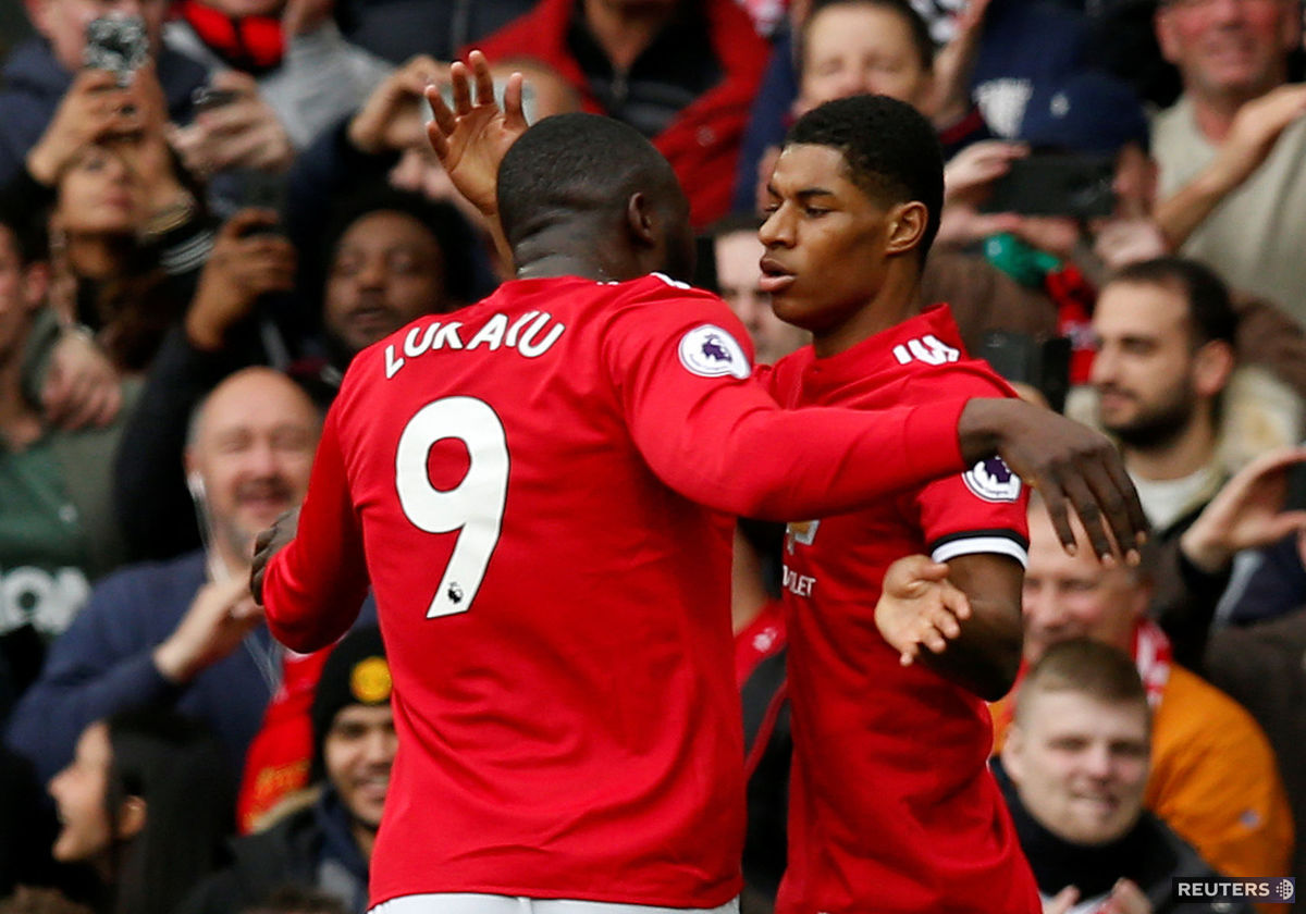 Romelu Lukaku a Marcus Rashford oslavujú gól do...