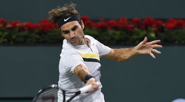 Federer s prehľadom postúpil, Djokovič nestačil na Japonca Daniela