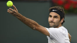 Suverénny Federer nedal šancu Chardymu, vyzve ho kórejská senzácia 