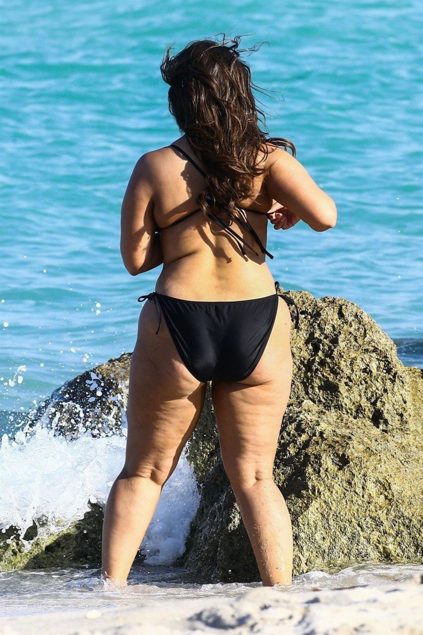 Topmodelka Ashley Graham na zábere zozadu počas...