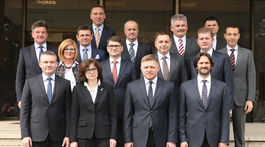 Mená nových ministrov zatiaľ taja