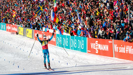 Fourcade napriek dvom minelám víťazom stíhačky v Osle. Upevnil si vedenie v SP