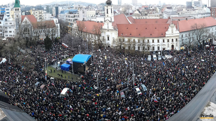 Námestie SNP bolo opäť plné.