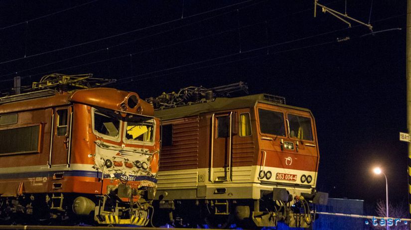 SR Pezinok doprava nehoda vlak zranení BAX