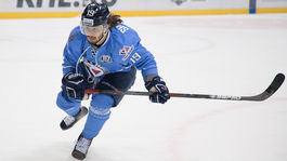 VIDEO: Slovanista Šerbatov trénuje na novú sezónu. V baranici a s vodkou