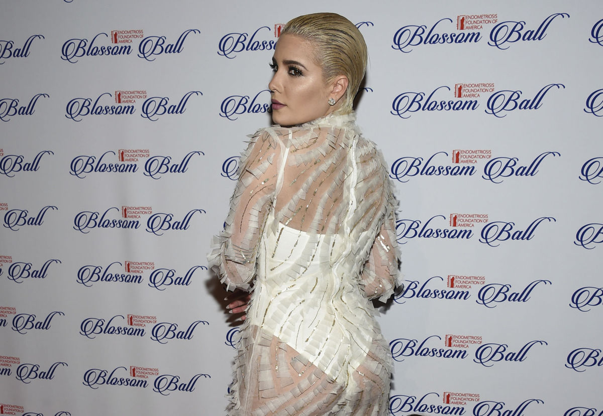 Speváčka Halsey na podujatí Blossom Ball v New...