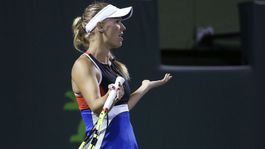 Diváci želali mojim rodičom smrť, pobúrilo Wozniacku. Šéf turnaja v Miami sa bráni