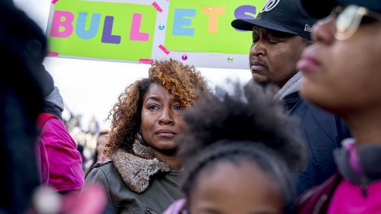 WA 35 Washington - Manželský pár sa účastní na...