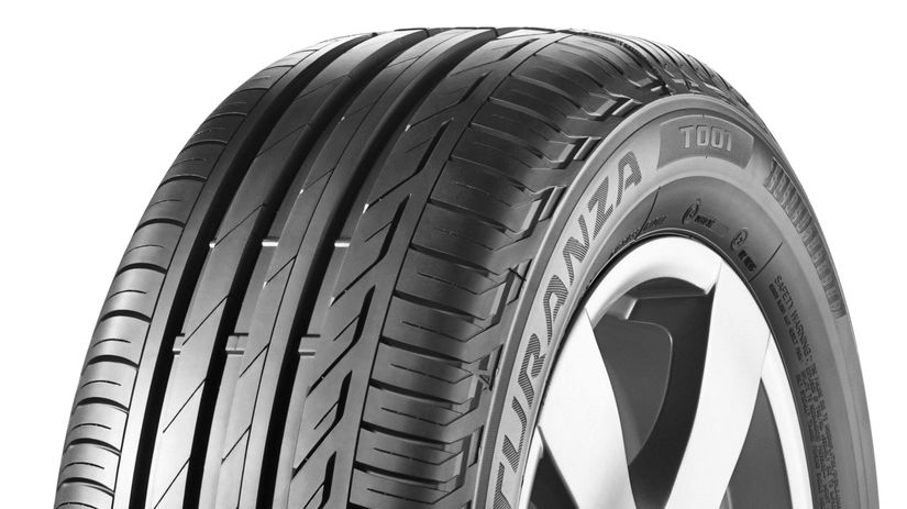 Druhým najlepším plášťom bol Bridgestone...