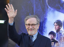 Režisér Steven Spielberg stojí za filmom Ready Player One.