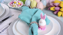 Veľkonočný stôl v odtieňoch jemnej modrej príjemne prekvapí