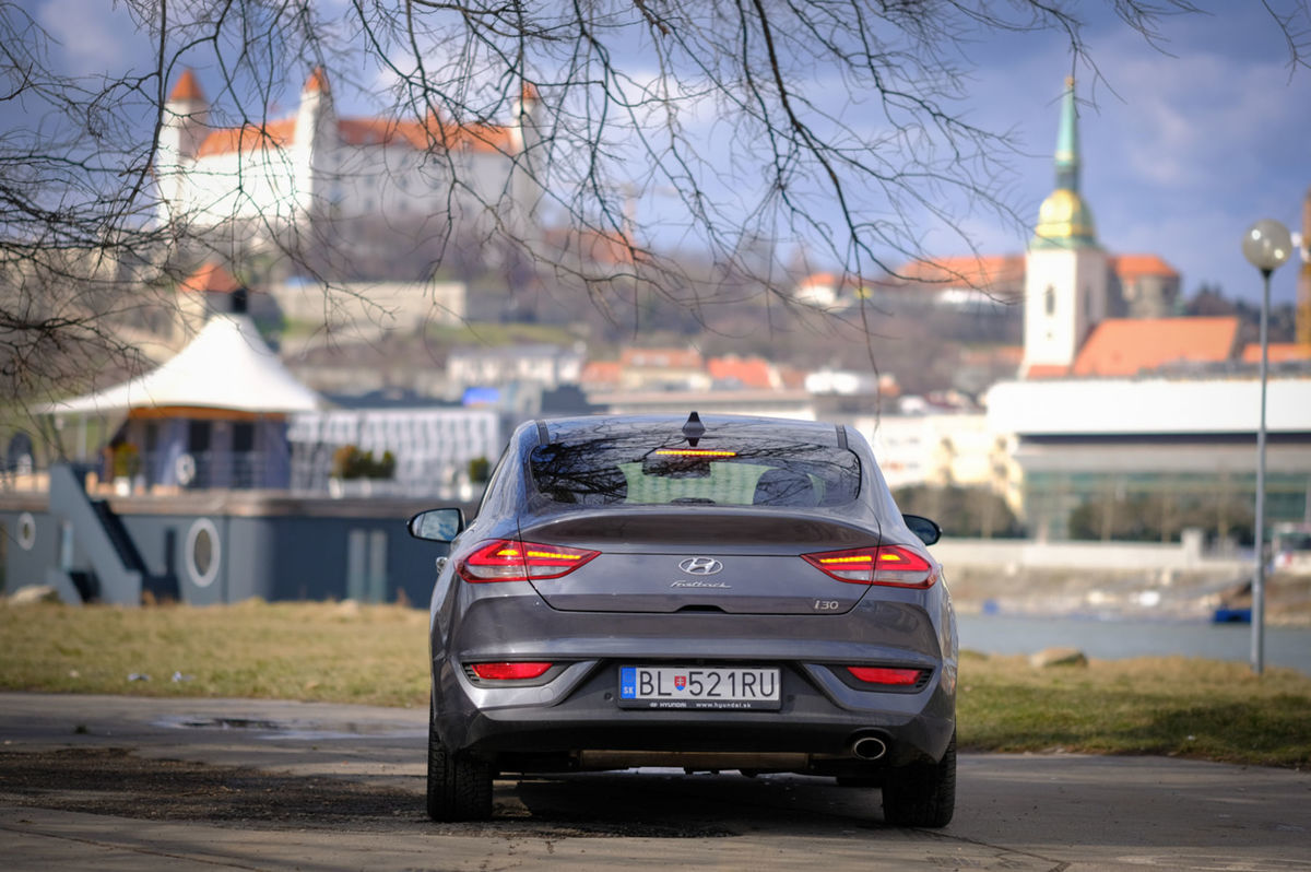 Model i30 dostal 3. podobu svojej zadnej časti.