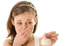 Tipy, triky, nápady: Ako na cesnakový zápach