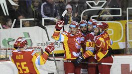 Trenčín doma zdolal Zvolen a ujal sa vedenia v sérii. Hnal ho plný dom