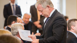 Valocký nech odíde okamžite, žiadajú lekári