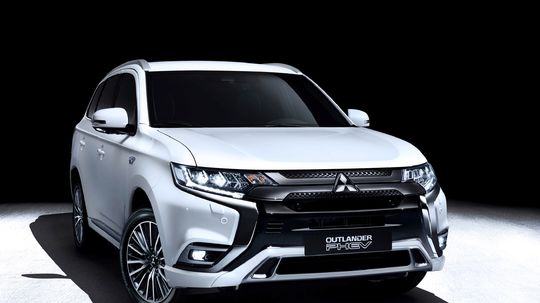 Mitsubishi Outlander PHEV - 2018