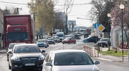 Nehody a kolóny. V Bratislave opäť kolabuje doprava