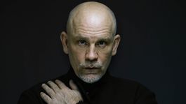 V koži Johna Malkovicha sa skrýva aj duša symfonika