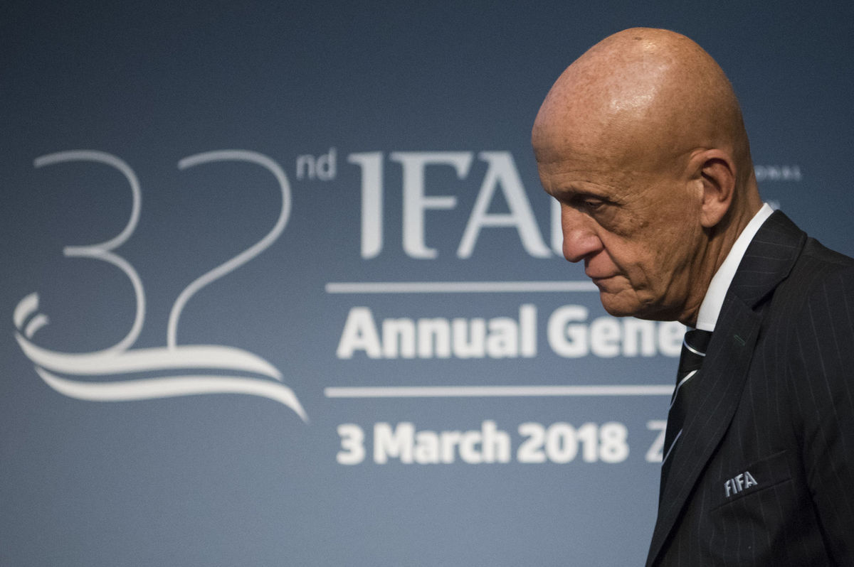 Pierluigi Collina bol neskôr aj šéfom rozhodcov...