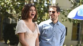 Selena Gomez a  Andy Samberg