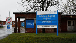 Skripaľovcov otrávili kvapalinou, oznámilo britské ministerstvo životného prostredia