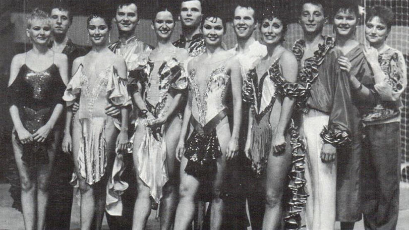 Páry z Klubu spoločenského tanca PKO v roku...