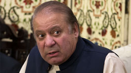 Pakistanský expremiér Šaríf dostal doživotný zákaz kandidovať vo voľbách