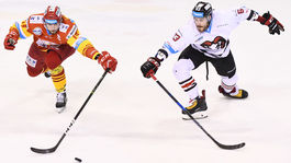 Skvelý hokej, veľká dráma. Prvé finále vyhral majster