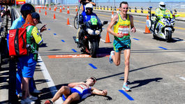 VIDEO: Dráma na Hrách Commonwealthu. Vytrvalec sa zrútil na zem a prišiel o zlato