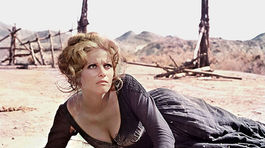 Herečka Claudia Cardinale na snímke z filmu Vtedy na západe z roku 1968. 