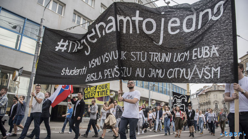 SR protest študenti, #niejenamtojedno, Bratislava