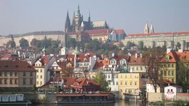 Na pražskom letisku zadržali cudzincov, ktorí mali surovo napadnúť čašníka