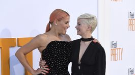 Busy Philipps a  Michelle Williams