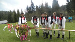 V Skanzene Vychylovka bude váľanie mája