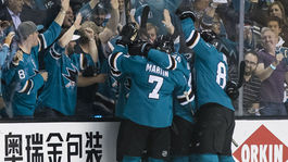 Sharks zdolali Anaheim aj vo štvrtom zápase, postúpili do 2. kola play off