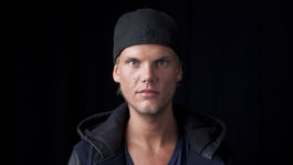 Tmu za reflektormi fanúšik nevidí. Avicii v nej však žil