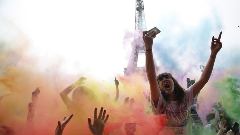 Color run v Paríži.