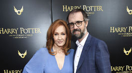 Spisovateľka J.K. Rowling a jej manžel Neil Murray nemohli chýbať.