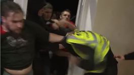 Útoku sa prizerali aj deti. Bystrica odsúdila agresívnych fanúšikov