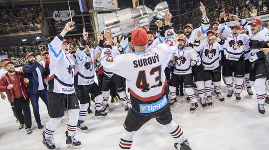 SR Hokej Finále Muži TL Trenčín B. Bystrica TNX