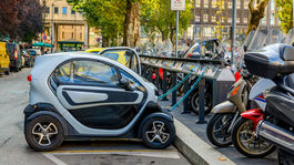 Autá budú mať sedem druhov pohonu, elektrický je jeden z nich