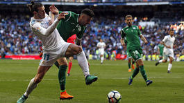 Bacca zničil hetrikom Celtu, Lobotka hral celý zápas