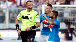 Sen o titule sa rozplýva. Neapol padol vo Florencii